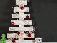 This easy craft will add some modern yet rustic charm to your holiday decor.