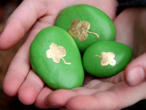 St. Patrick's Day Craft: DIY Painted Rocks