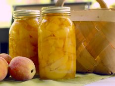 Canning Peaches