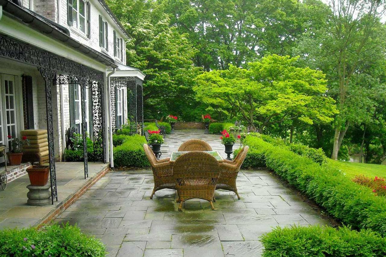 porch landscaping