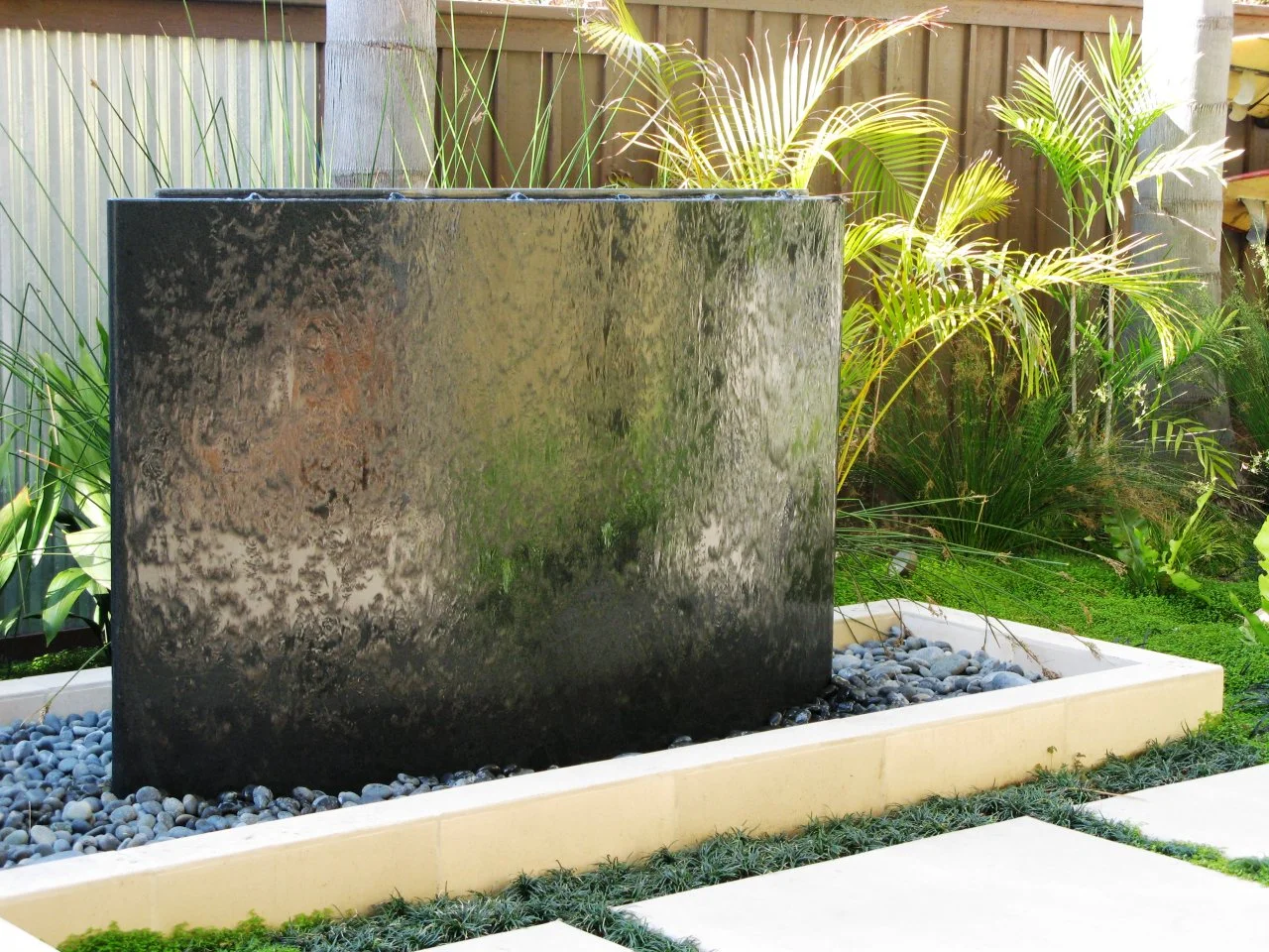 Water Features for Small Spaces | HGTV