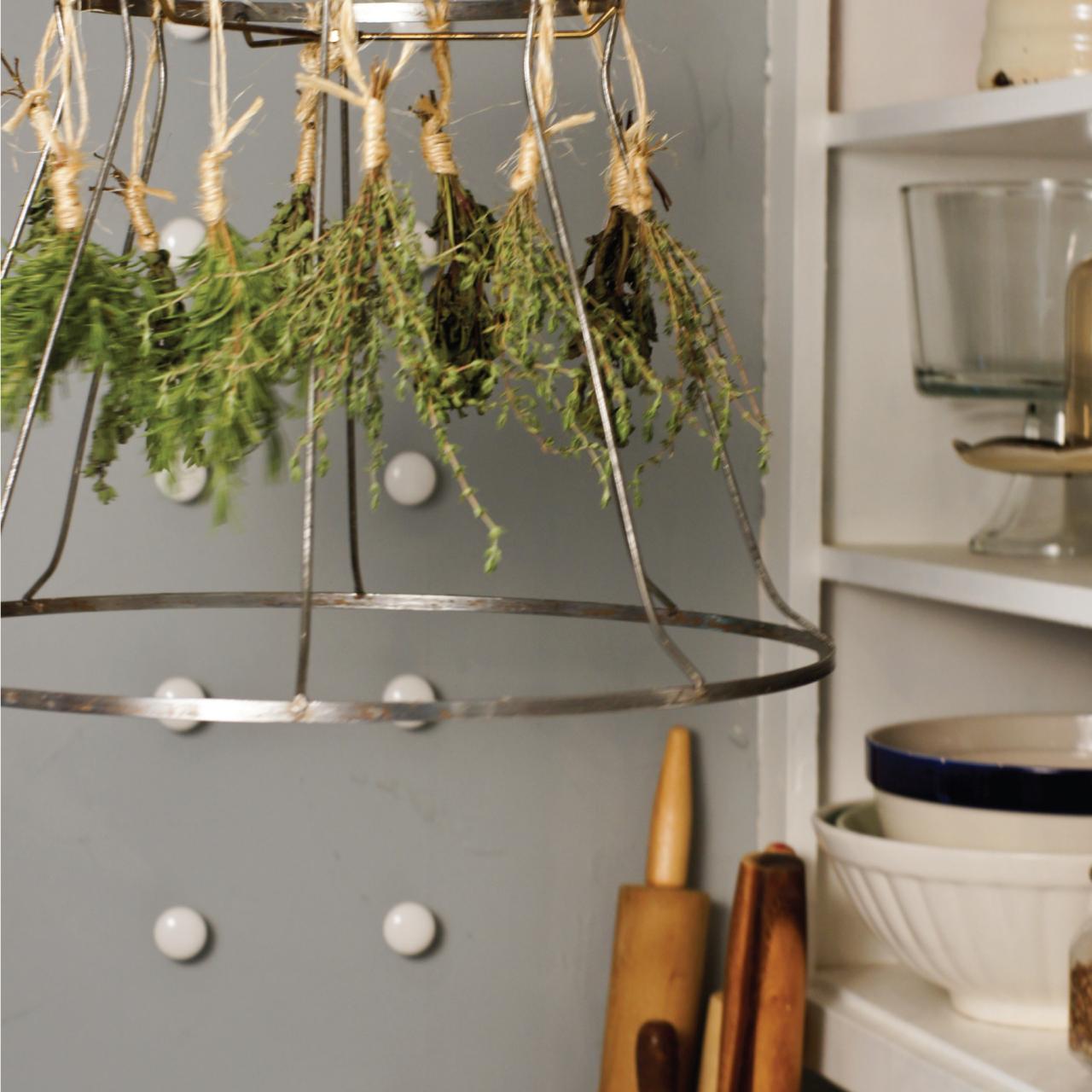 DIY Herb Drying Rack using common household materials.