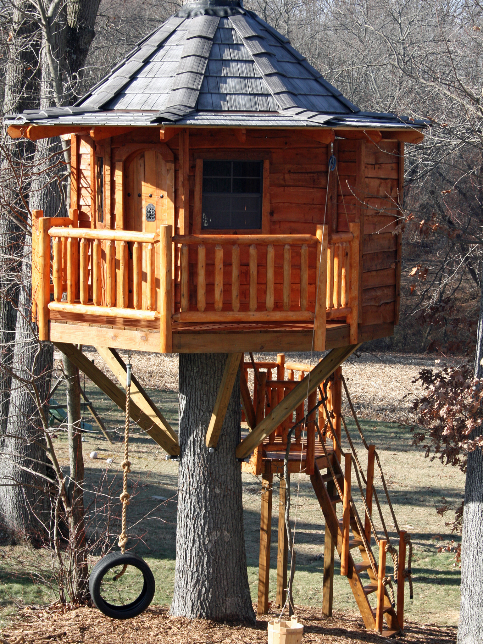 treehouse roofs