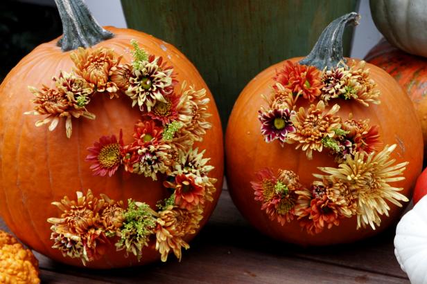Welcome friends, family and guests to your home with these house number pumpkins.