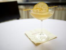The Honeycrisp Apple Cocktail is clean, complex and full of seasonal spices.