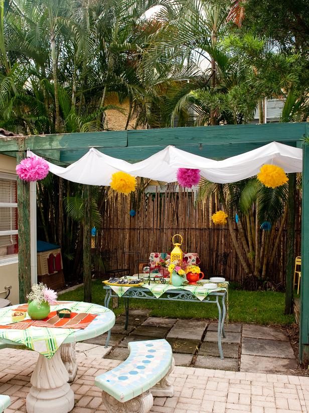 20+ Backyard Shade Ideas | HGTV