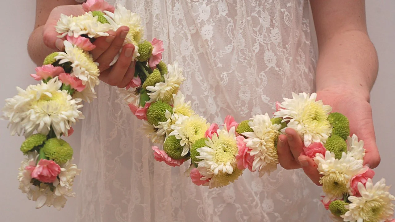 Make Your Own Wedding Garland HGTV