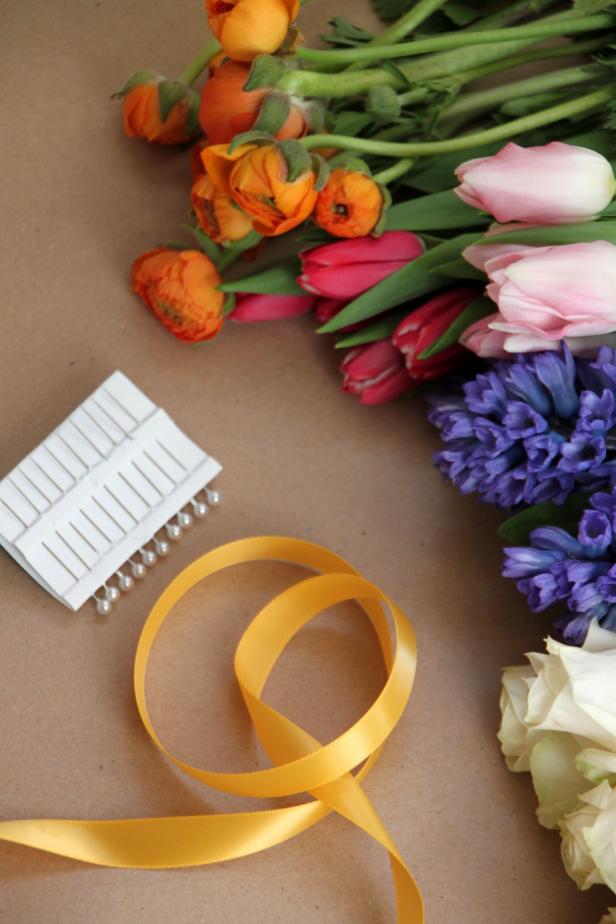 How to Make Paper Flowers for a Wedding Bouquet