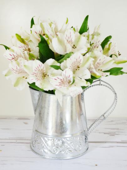 5 Diy Valentine S Day Flower Arrangements Hgtv