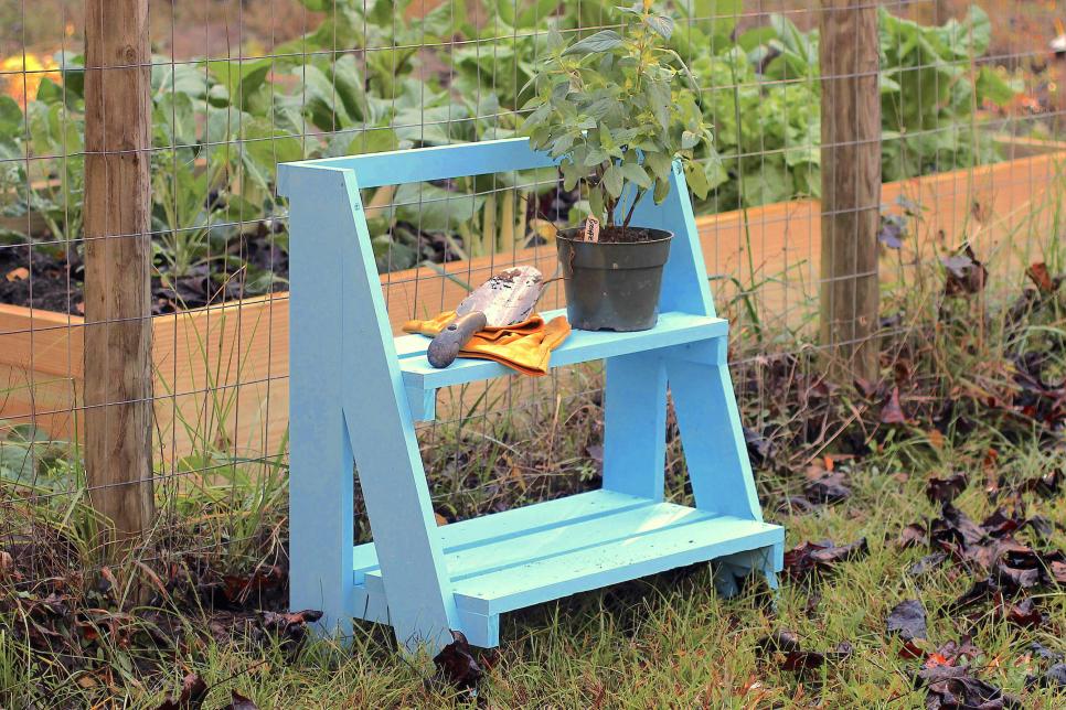 Diy Garden Shelf, Diy Outdoor Shelves For Plants