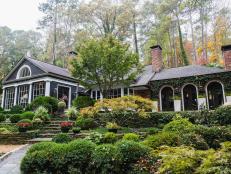 Bill Hudgins' garden is a study in textures. Japanese maples, English boxwoods, ferns and hostas fill his hillside retreat in northwest Atlanta.&nbsp;