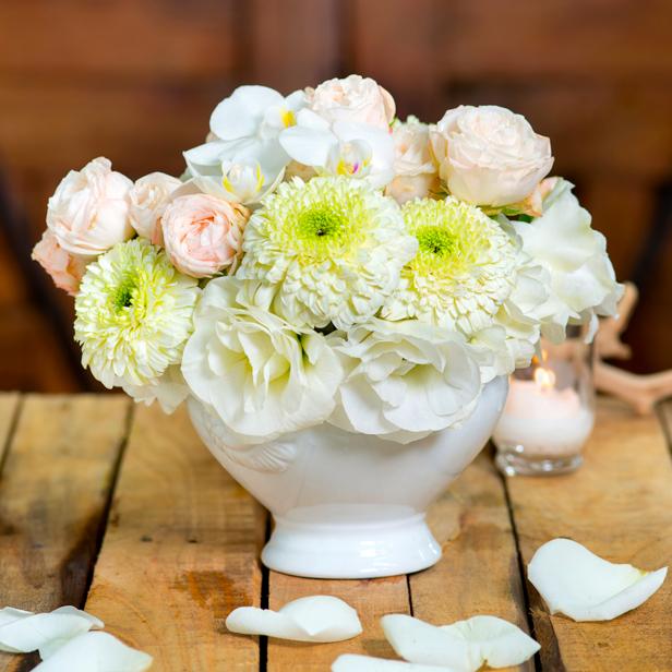 How to Make an Easy Floral Foam Arrangement