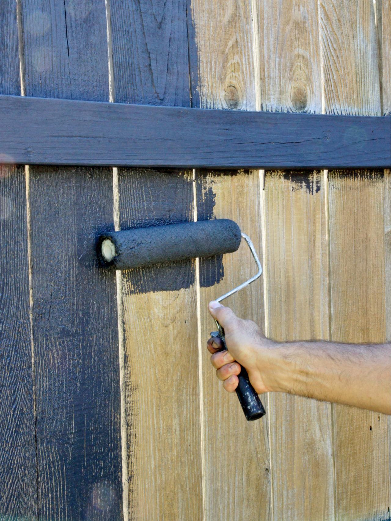 Fence Painting and Staining Guide Quick Tips HGTV