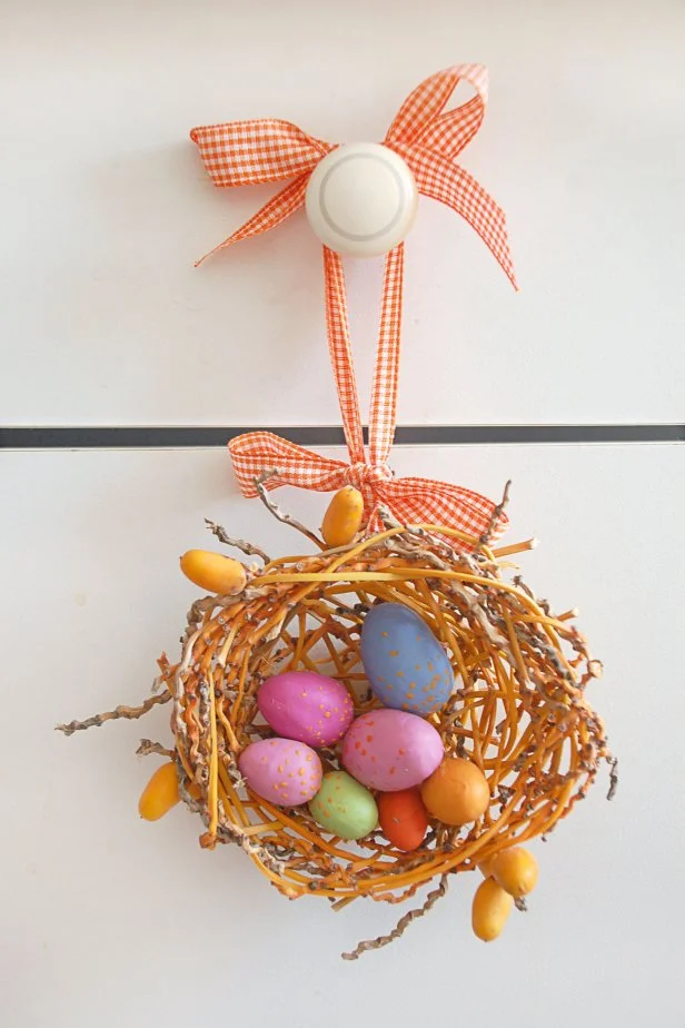 Vintage Egg Basket Decorating Ideas: Timeless Charm Tips