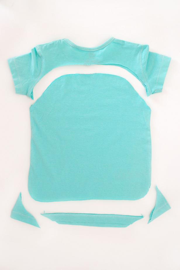 10 Ways to Upcycle Old T-Shirts