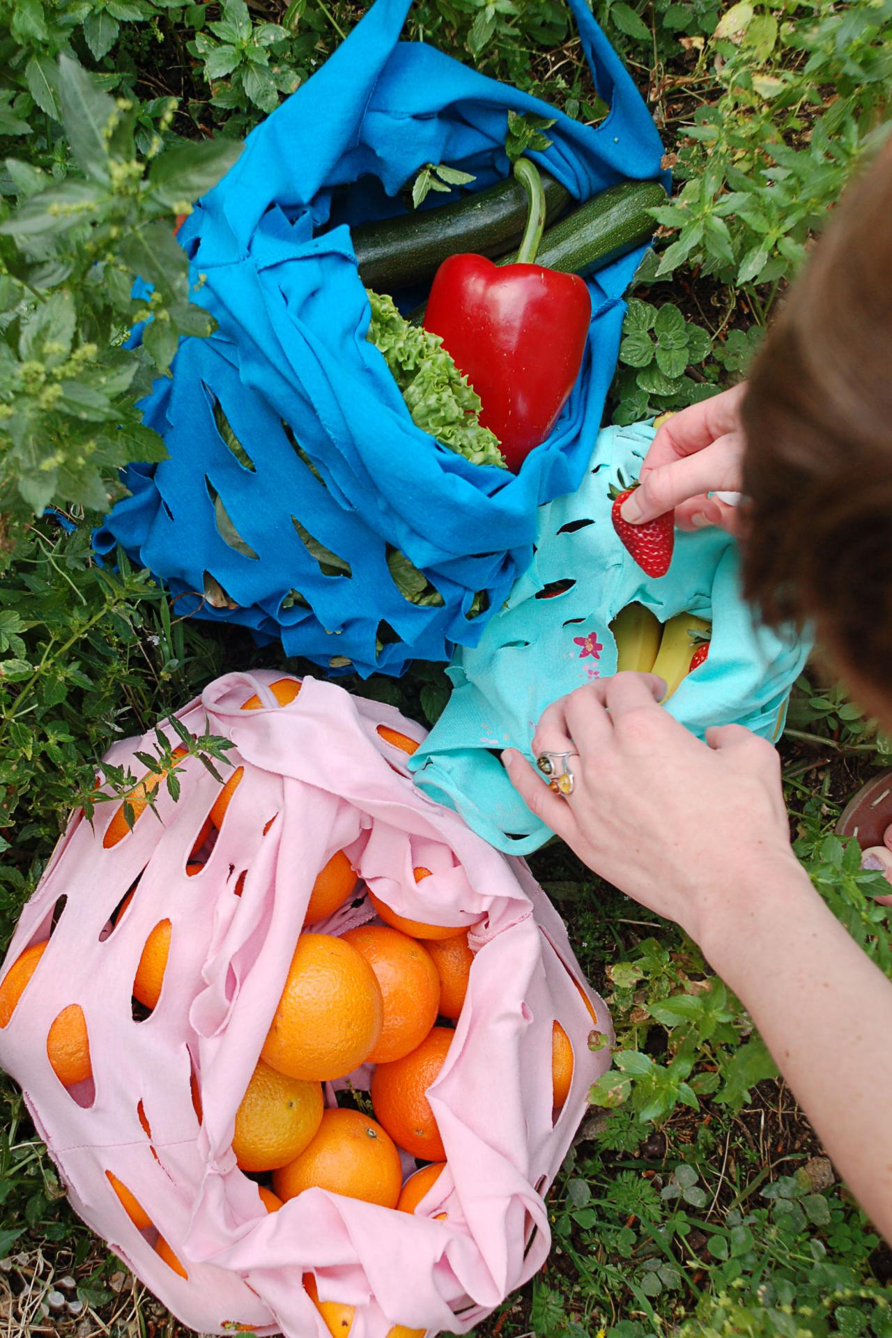 DIY Basket Bag from Plastic  Upcycling Crafts for Eco-Friendly