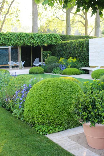 Pick Up Design Tips from Chelsea Flower Show Pros | HGTV