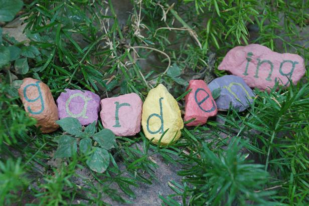 Make Kid-Friendly Garden Spelling Stones | HGTV