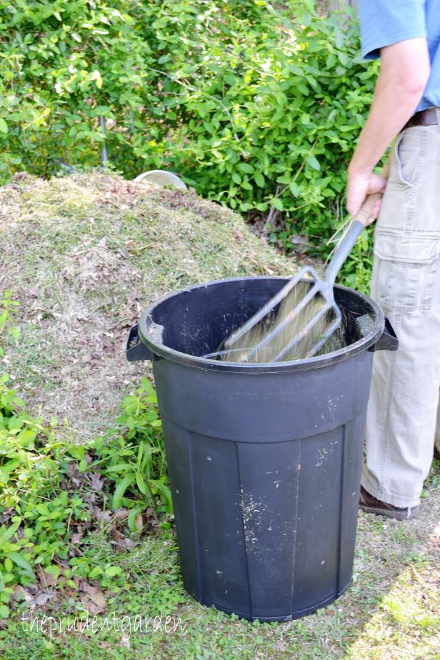 Use a trash can to make a cheap compost tumbler.