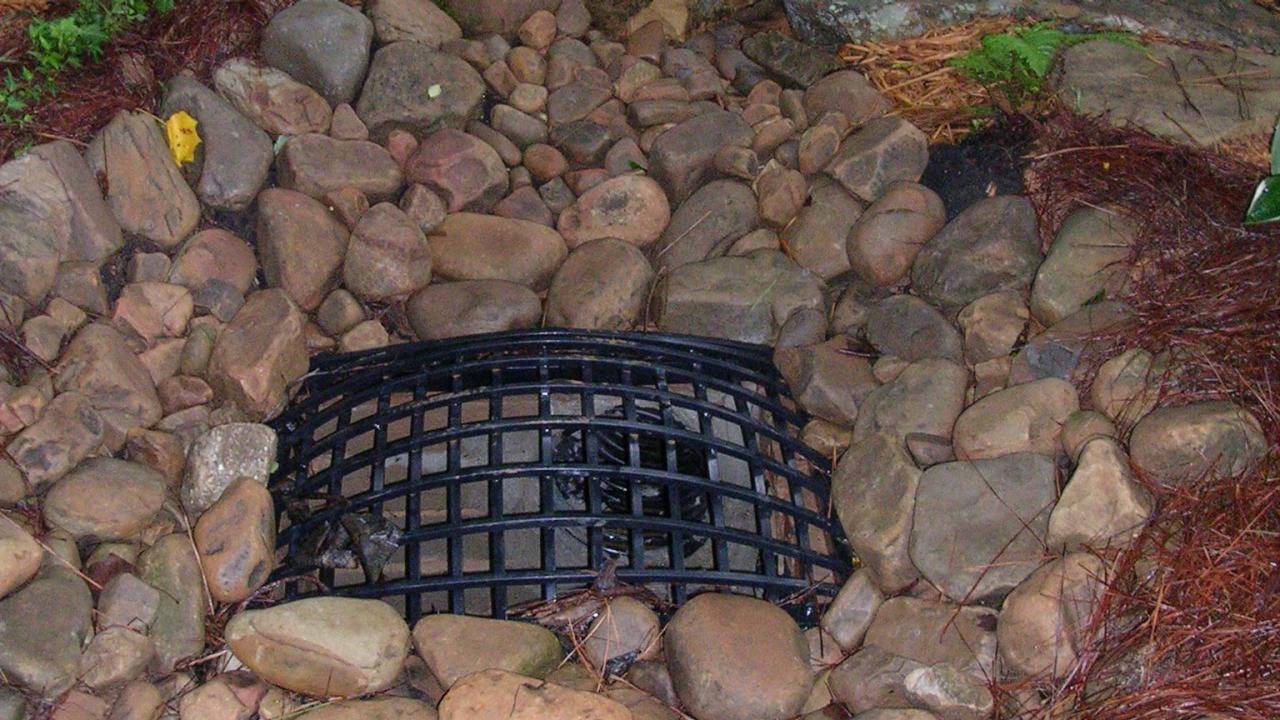 USA Made 4 inch Outdoor Round Flat Drain Grate Cover, Green, Black, Tan or Grey Black