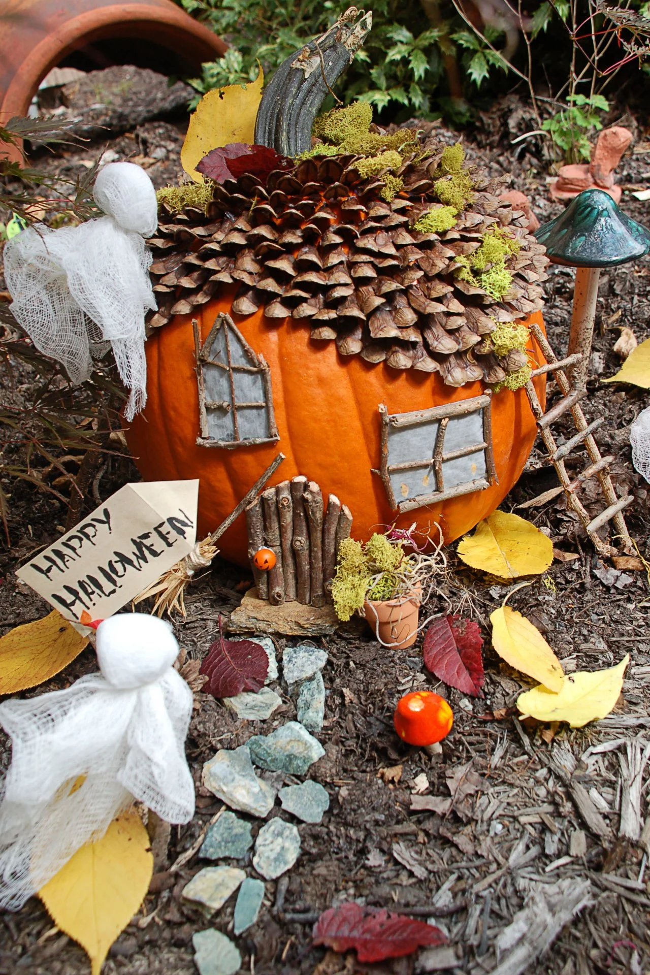 Twine Overhead - shops Outdoor Fairy House