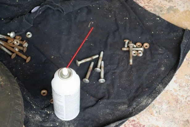 How to Clean a Wheelbarrow: Quick and Easy Step-by-Step Guide