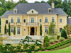 The annual Atlanta Symphony Associates 2015 Decorators' Showhouse and Gardens raises funds for the Atlanta Symphony and features big name designers like HGTV's Vern Yip and Chip Wade.