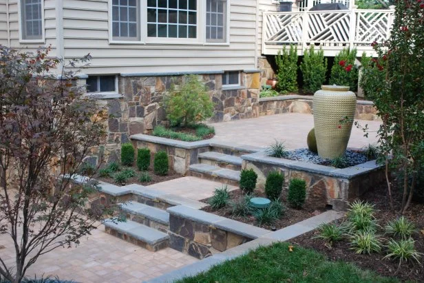 How to Design Front Garden Bed: Transform Your Curb Appeal
