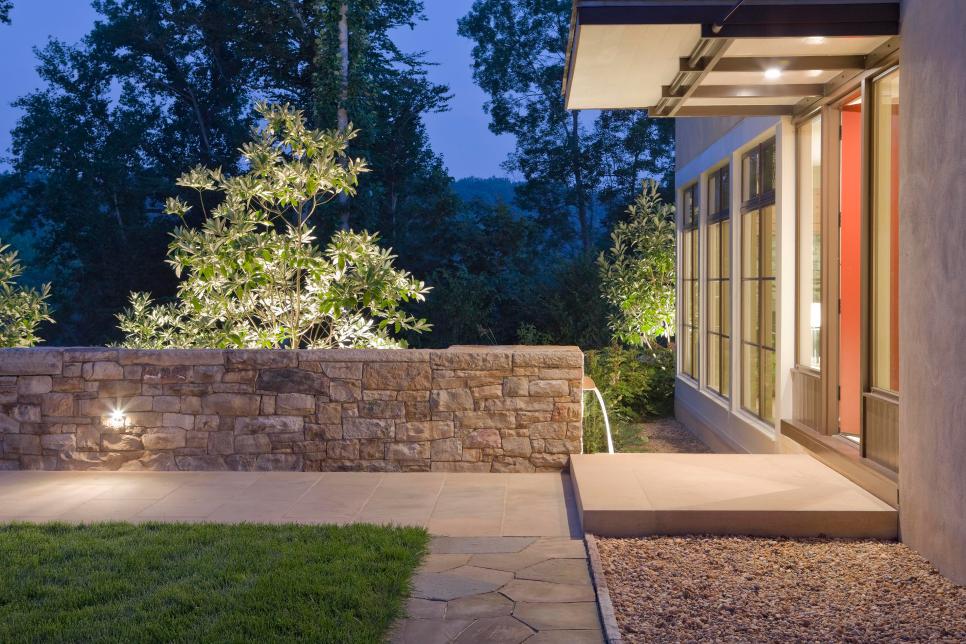 Designing With Pea Gravel, Crushed Rock Landscaping Ideas