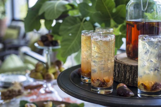 Try this delicious bourbon and fig tipple for a lovely end-of-summer cocktail party.