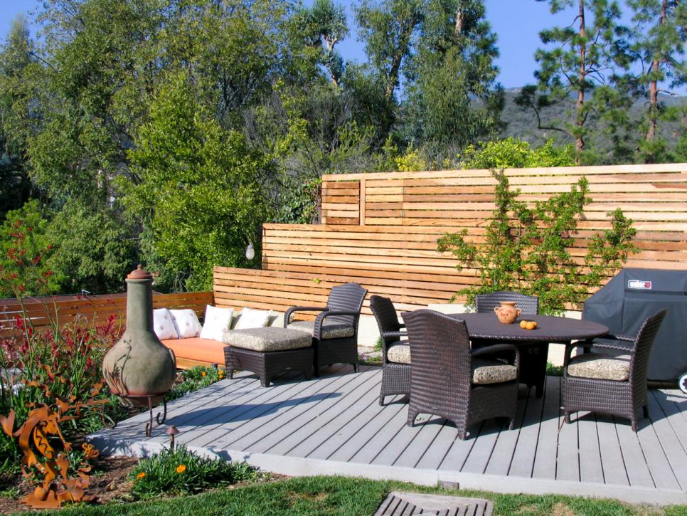 Backyard deck designs plans