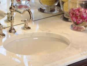 SP0168_white-marble-sink_s4x3