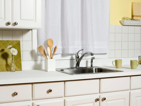 Choosing Kitchen Cabinets for a Remodel