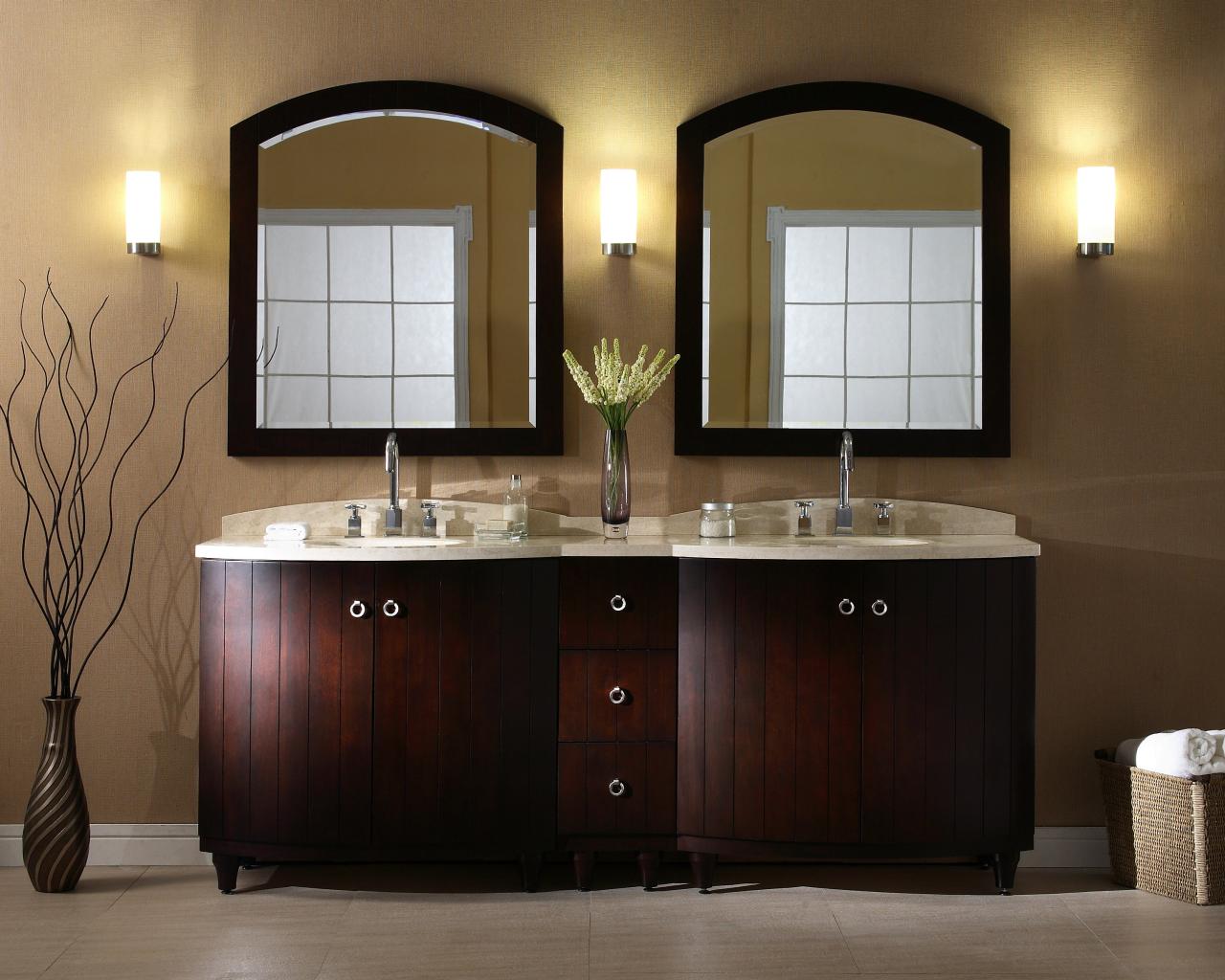 Choosing A Bathroom Vanity, Master Bath Double Vanity Size