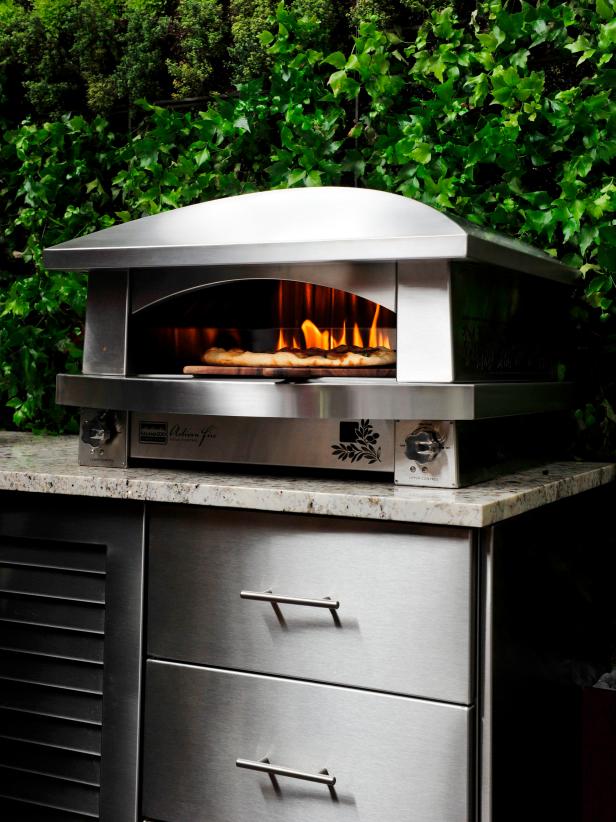 Outdoor Kitchen Appliances | HGTV