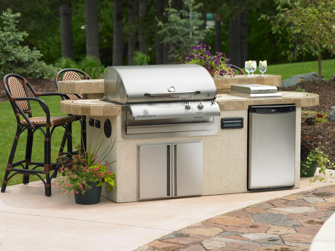 Utilities In An Outdoor Kitchen Hgtv