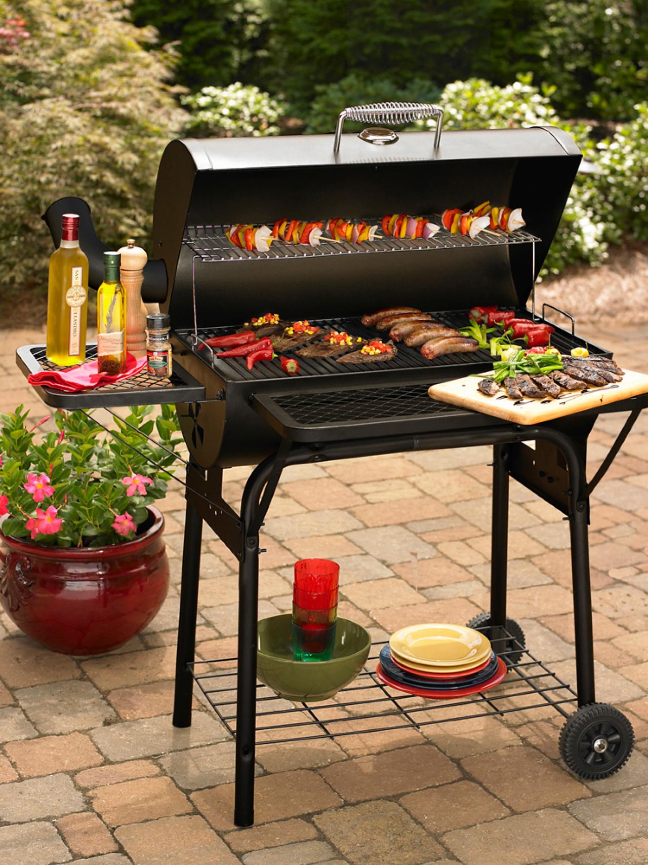 charcoal vs. gas: outdoor grills hgtv