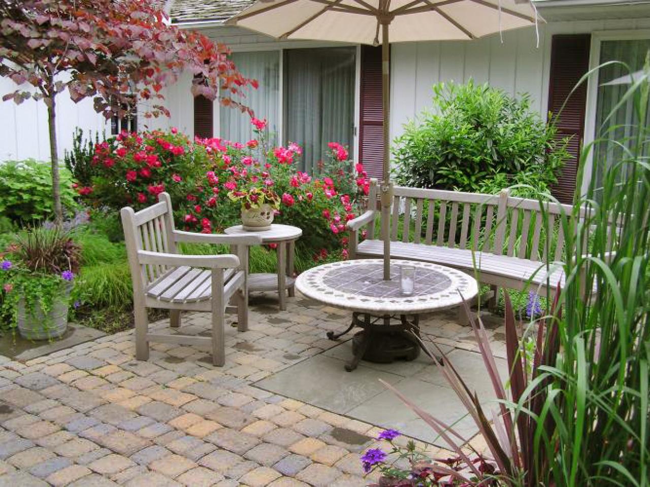 Choosing Materials For Your Patio, What Is The Best Stone For Patio