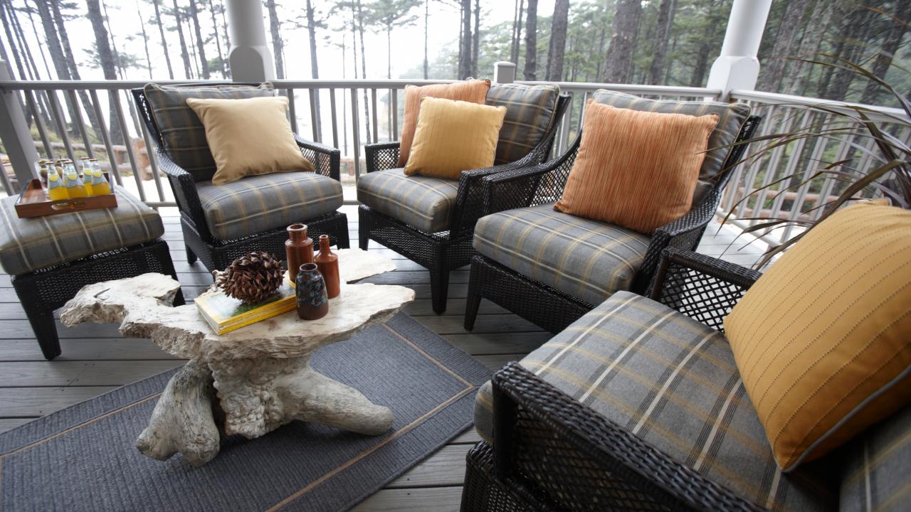 Wicker furniture for screened shop porch