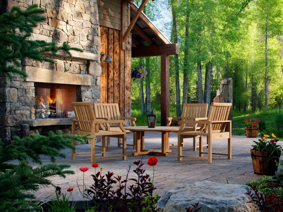 25 Outdoor Fireplace Ideas Cozy, Deck With Fireplace Ideas