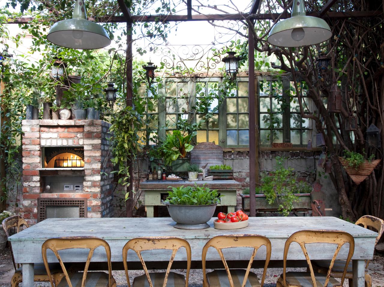 Outdoor Living Spaces: Ideas for Outdoor Rooms  HGTV
