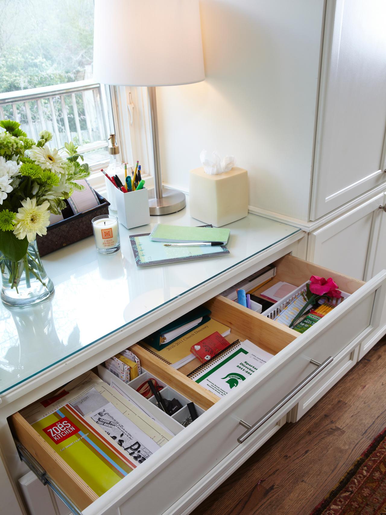 6 Tips for Organizing Your Kitchen Junk Drawer HGTV's Decorating