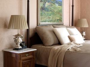DP_Elinor-Jones-Traditional-Pink-Bedroom_s3x4