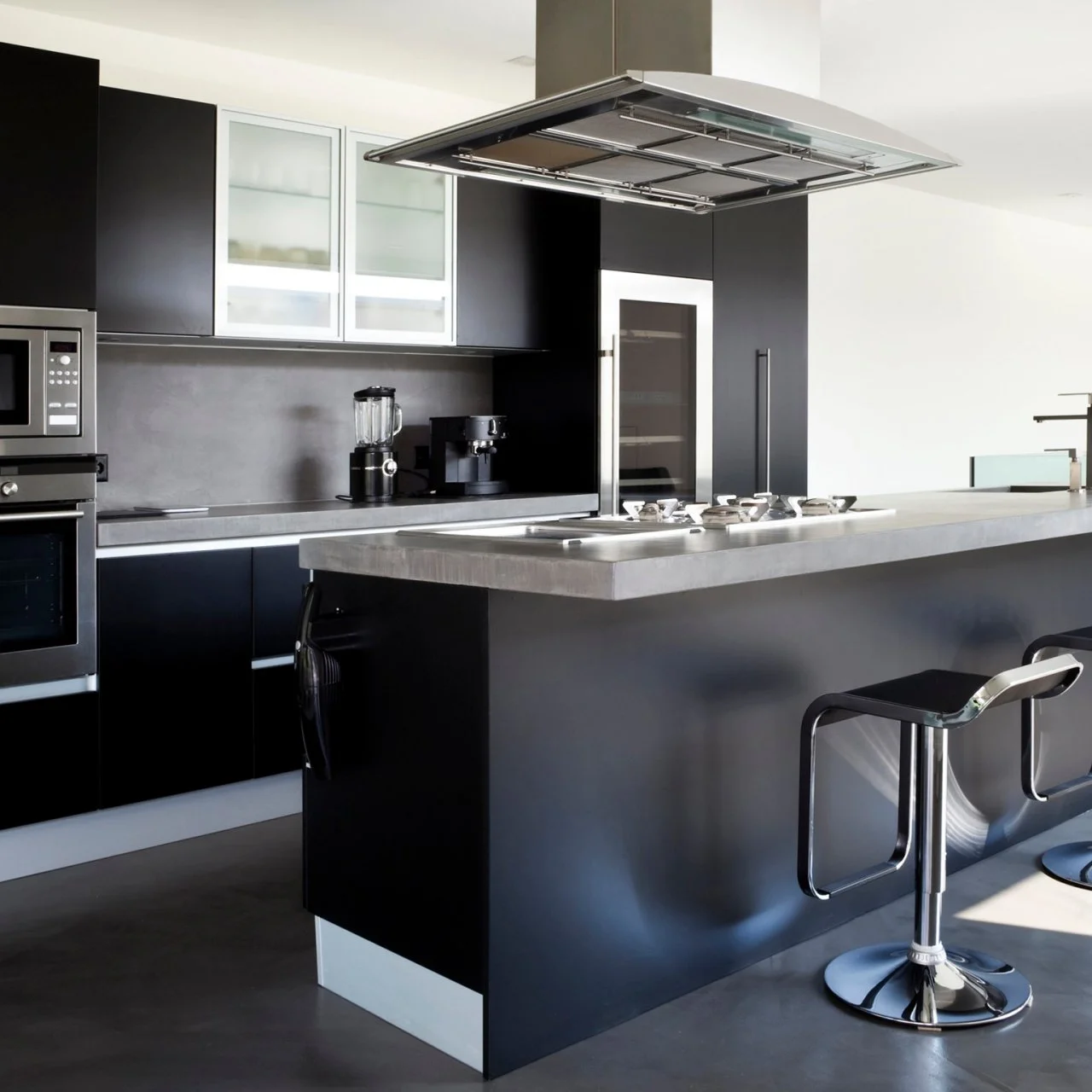 Black Kitchen Designs 2013