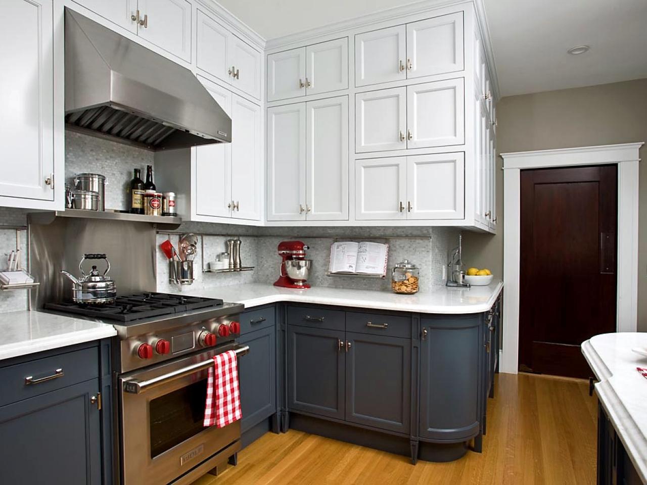 2 Colors Kitchen Cabinets