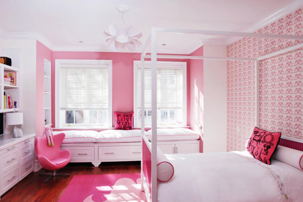 Pretty in Pink Girls' Rooms | HGTV