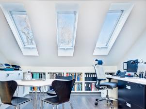 CI-Philippe-Beauparlant-white-attic-office_s4x3
