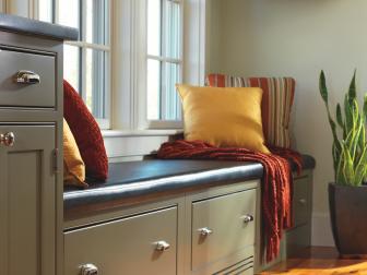 CI-Plain-and-Fancy-Cabinetry-mudroom-window-seat_s3x4
