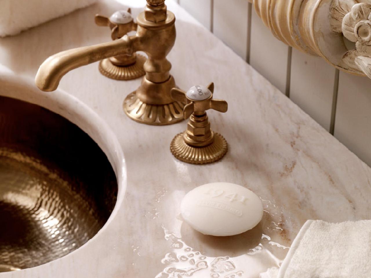 Antique Fixture Bathroom Tips for Timeless Elegance