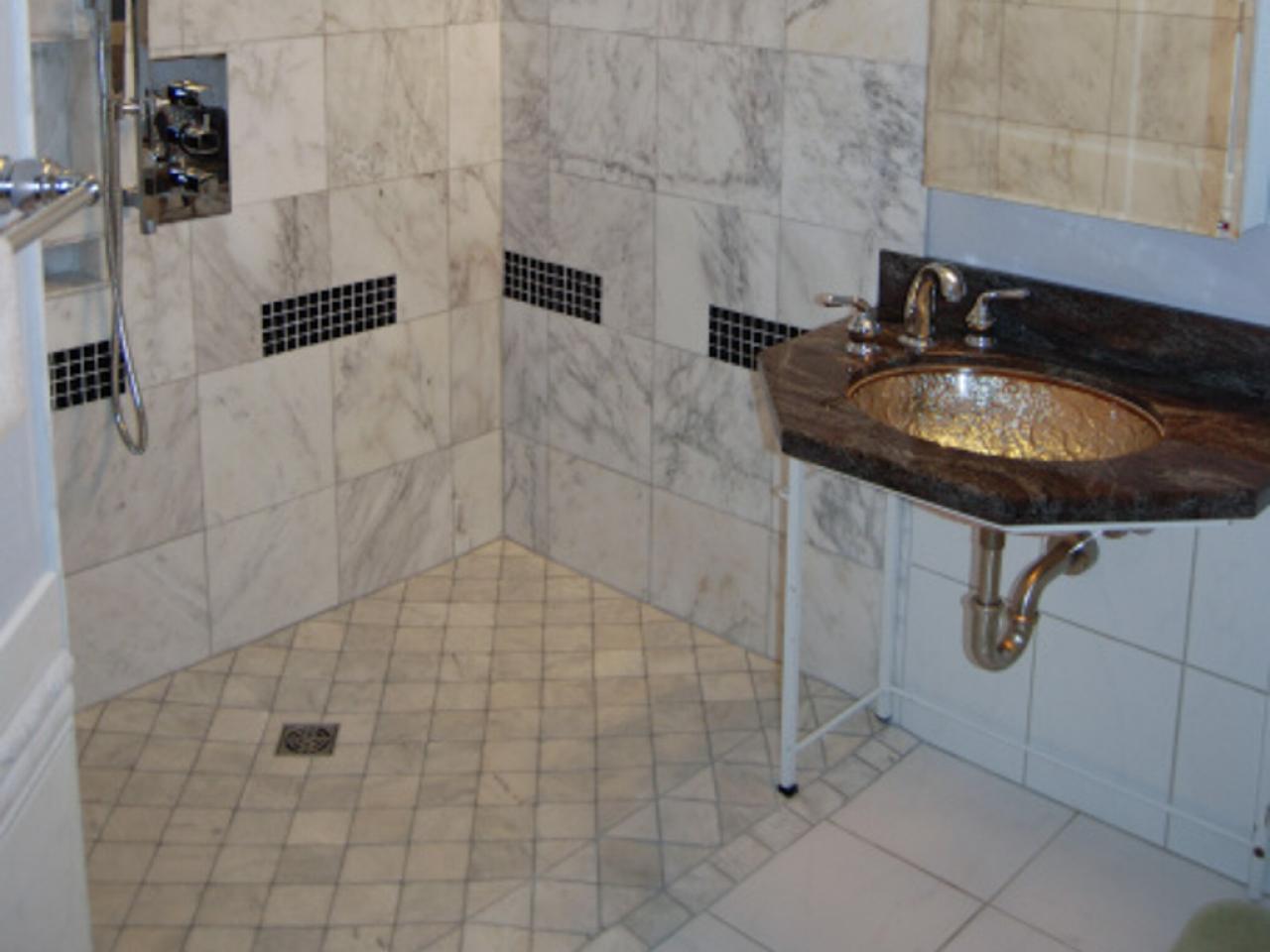 accessible bathroom design ideas